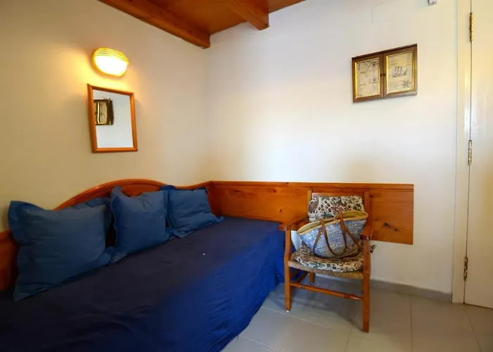 Argonavis 327 Daire L'Estartit